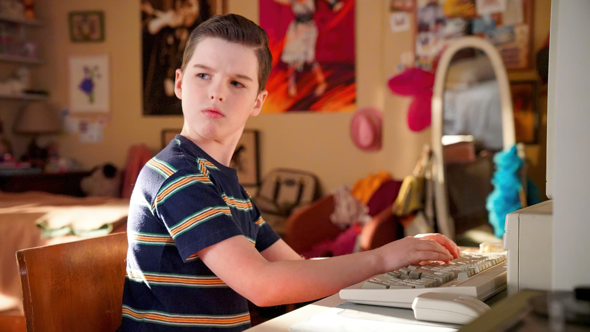 Young sheldon. Сериал детство Шелдона 3 сезон. Детство Шелдона 3 сезон Кураж Бомбей. Детство Шелдона 4 сезон. Детство Шелдона 1 сезон Кураж Бомбей.